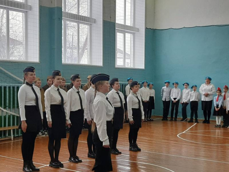 Смотр песни и строя..
